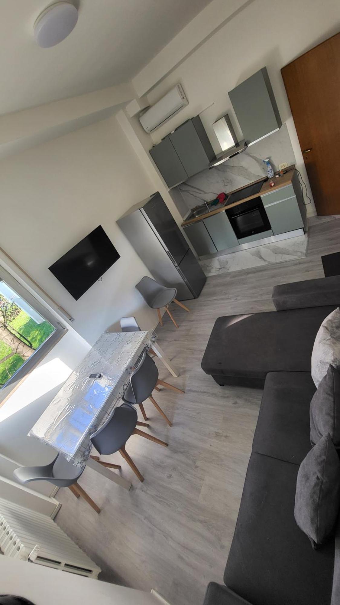 Toma Apartment Trilocale Moderno Per Max 6 Persone Milánó Kültér fotó