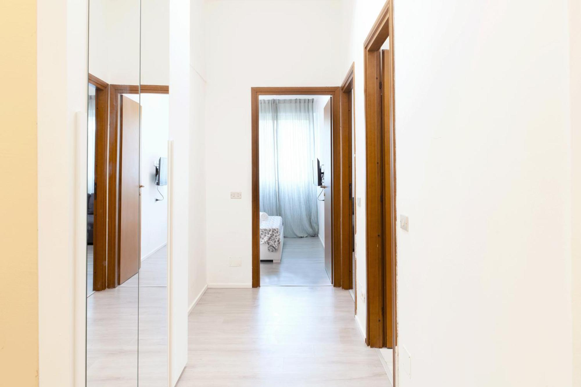 Toma Apartment Trilocale Moderno Per Max 6 Persone Milánó Kültér fotó